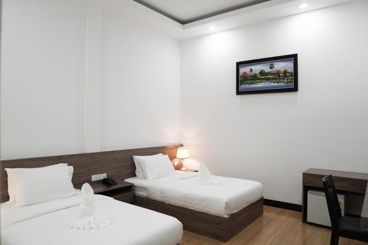 Apple Hotel Three - Near Pnh Airport Phnompenh Exteriér fotografie